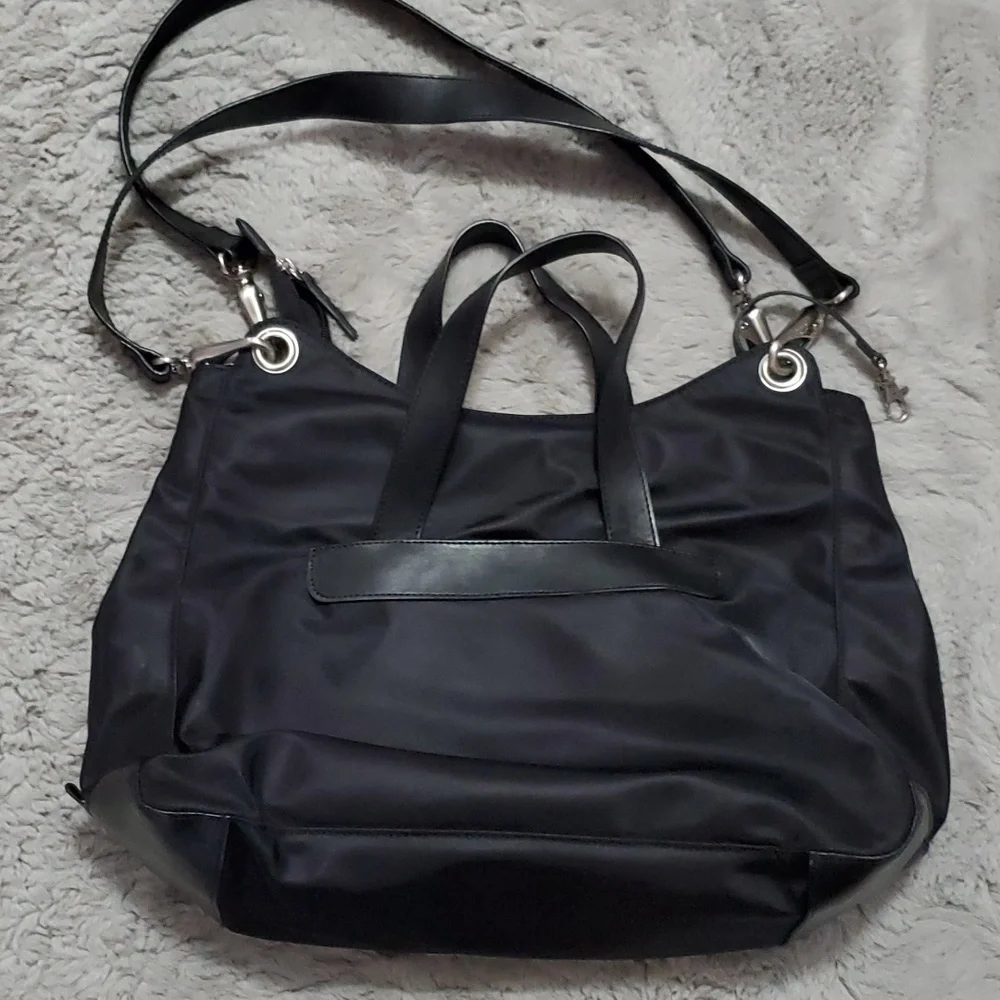 Ecco black nylon material shoulder bag